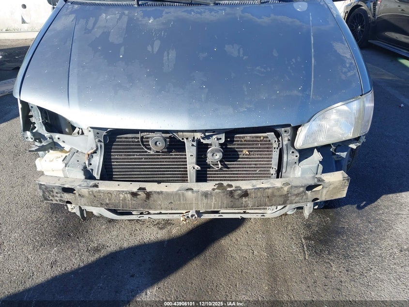 4T3ZF13CXYU273522 2000 TOYOTA SIENNA photo no. 6