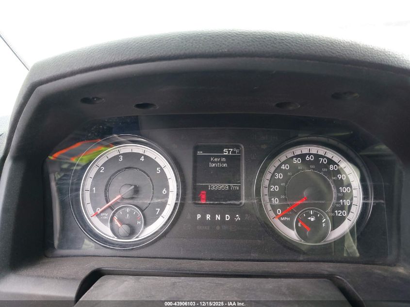 2022 Ram 1500 Classic Tradesman 4X4 5'7 Box VIN: 3C6RR7KG1NG375759 Lot: 43906103