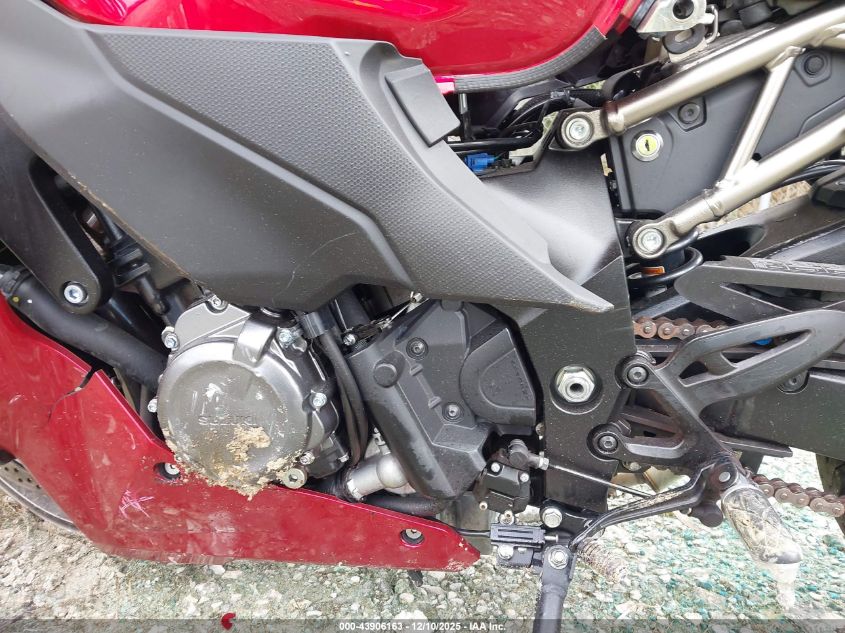 2024 Suzuki Gsx1000 Gt/Gt+ VIN: JS1EK12B9R7100326 Lot: 43906163