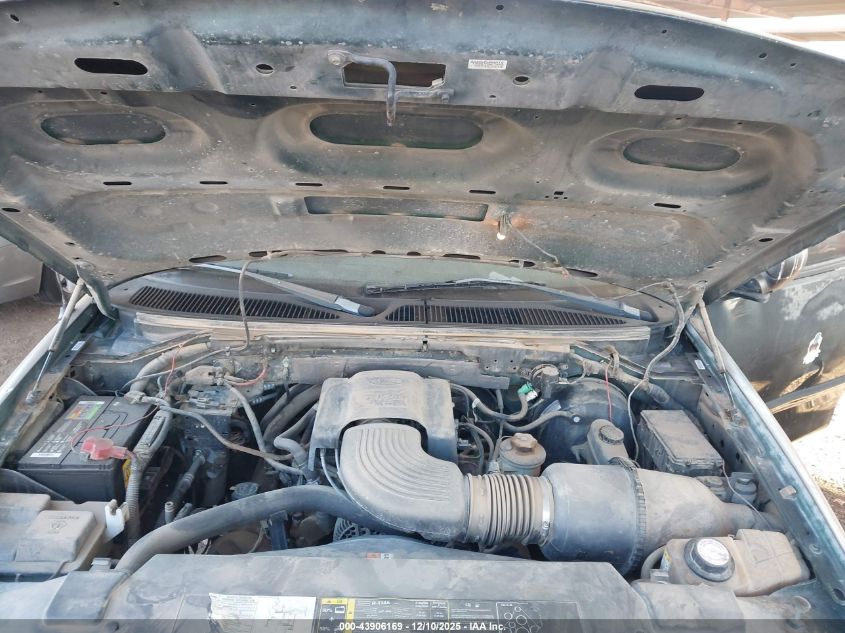 2004 Ford F-150 Heritage Xl/Xlt VIN: 2FTRX17W04CA05166 Lot: 43906169