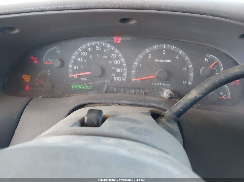 2004 Ford F-150 Heritage Xl/Xlt VIN: 2FTRX17W04CA05166 Lot: 43906169