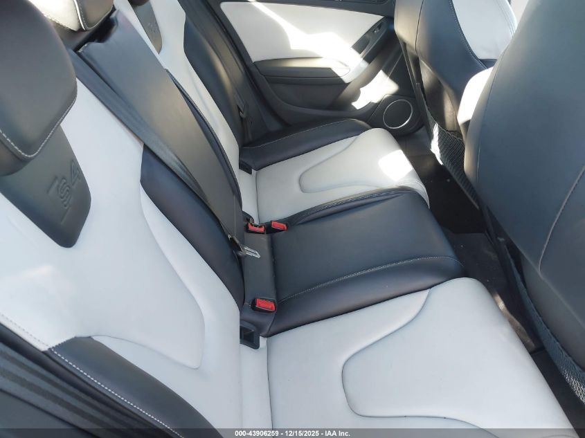 2010 Audi S4 3.0 Premium Plus VIN: WAUKGAFL3AA093648 Lot: 43906259