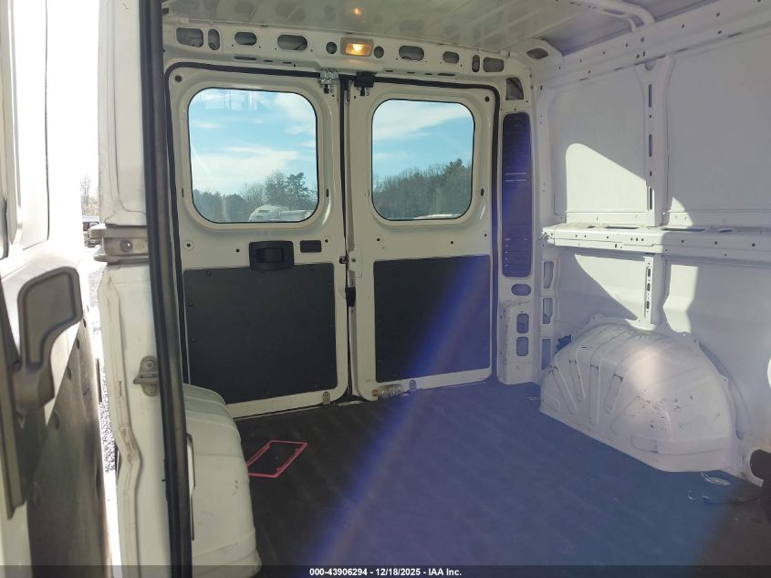 2019 Ram Promaster 1500 Low Roof 136 Wb VIN: 3C6TRVAG8KE505801 Lot: 43906294