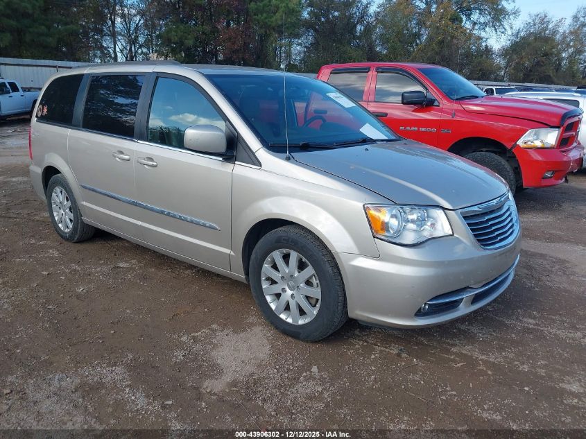 2016 Chrysler Town & Country Touring