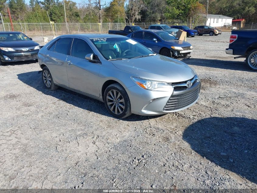 TOYOTA CAMRY XLE