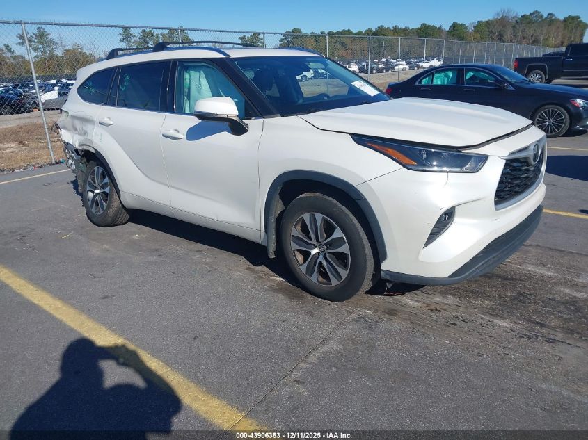 TOYOTA HIGHLANDER XLE