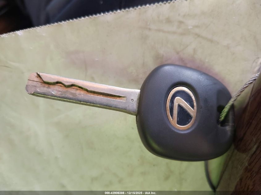 2005 Lexus Es 330 VIN: JTHBA30G855088793 Lot: 43906386