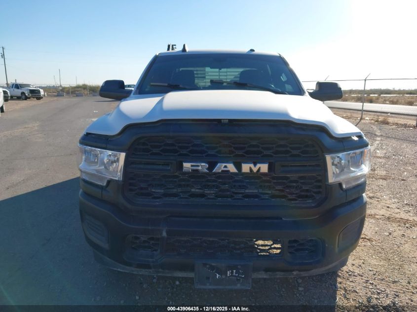 2022 Ram 2500 Tradesman 4X4 8' Box VIN: 3C6UR5HJXNG354426 Lot: 43906435