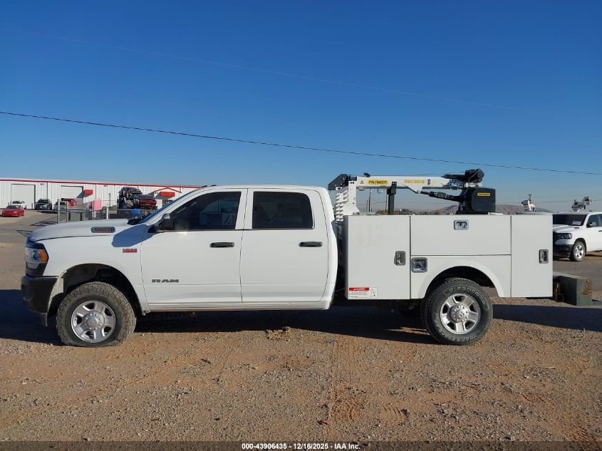 2022 Ram 2500 Tradesman 4X4 8' Box VIN: 3C6UR5HJXNG354426 Lot: 43906435