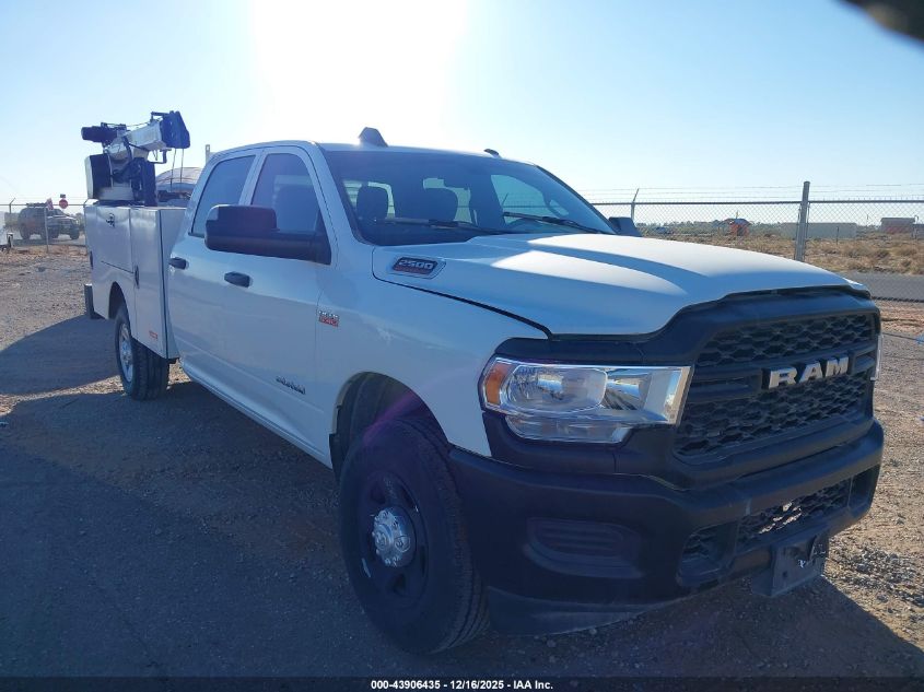 2022 Ram 2500 Tradesman 4X4 8' Box VIN: 3C6UR5HJXNG354426 Lot: 43906435
