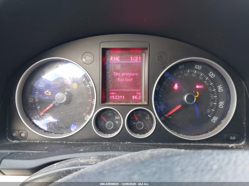 2009 Volkswagen Gti 2-Door VIN: WVWEV71K49W103674 Lot: 43906525