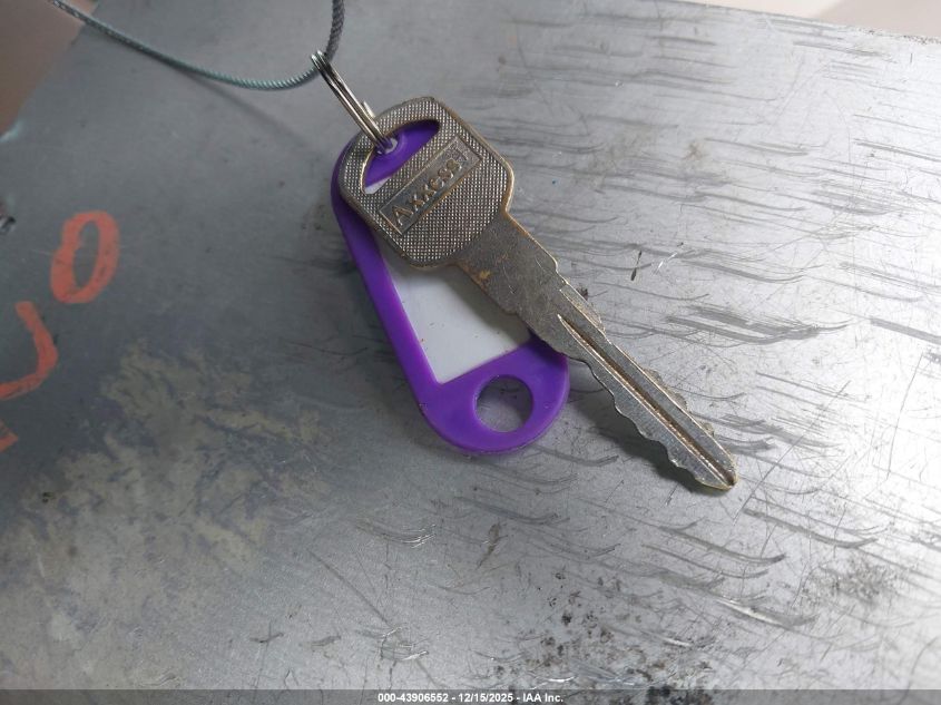 2004 Chevrolet Tahoe Lt VIN: 1GNEC13Z24R142873 Lot: 43906552