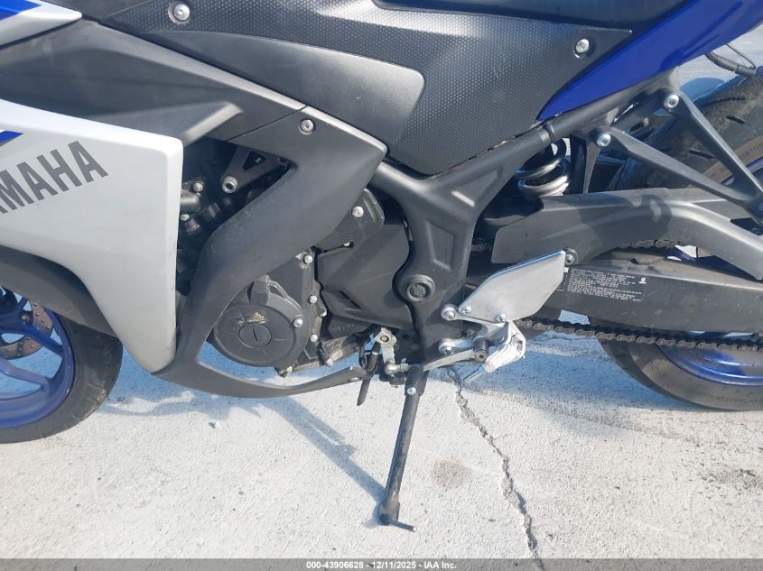 2015 Yamaha Yzfr3 VIN: MH3RH06Y5FK009417 Lot: 43906628