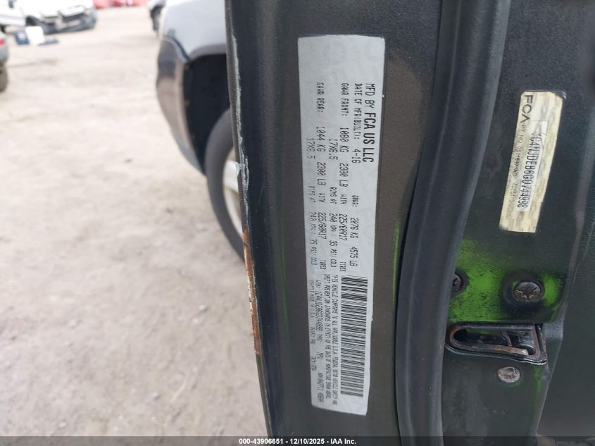 2016 Jeep Compass Latitude VIN: 1C4NJDEB6GD744998 Lot: 43906651