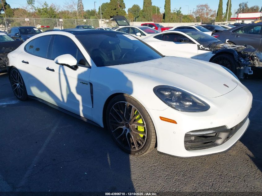PORSCHE PANAMERA 4/4 PLATINUM EDITION