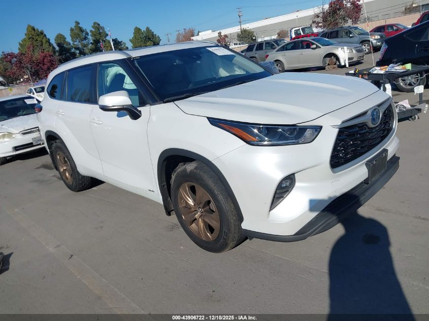 TOYOTA HIGHLANDER HYBRID XLE BRONZE