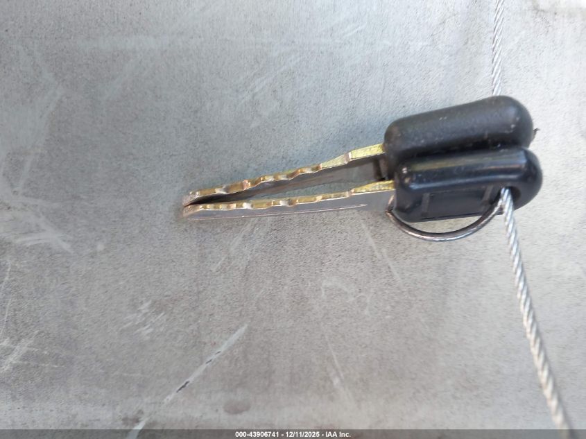 1997 GMC Sierra 1500 Sl Wideside VIN: 2GTEC19R6V1537438 Lot: 43906741