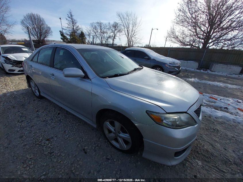 TOYOTA CAMRY SE