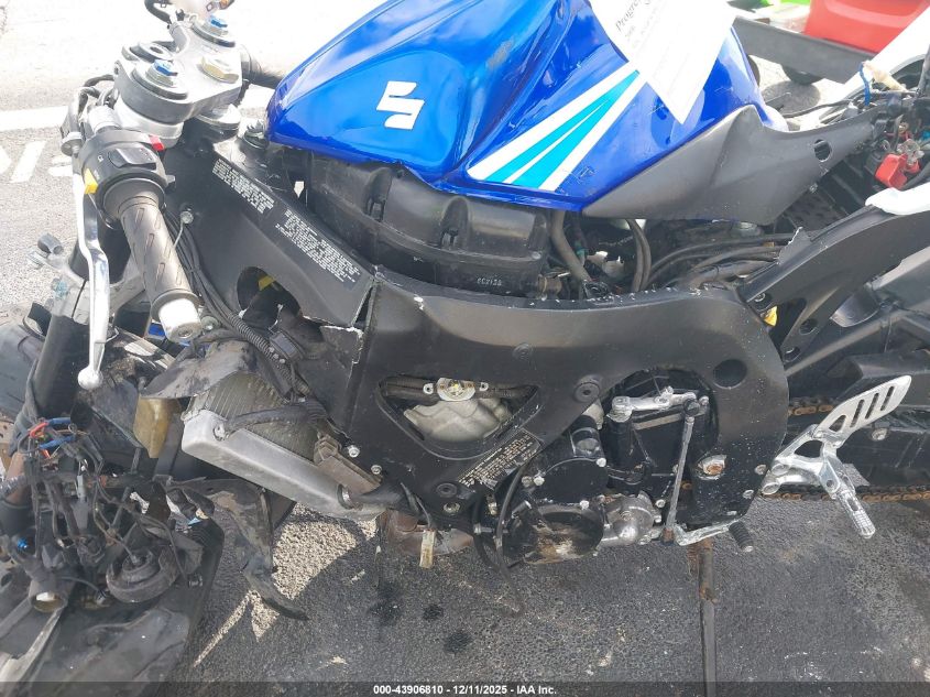 2006 Suzuki Gsx-R750 K6 VIN: JS1GR7KA862106898 Lot: 43906810