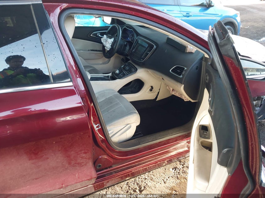 2016 Chrysler 200 Limited