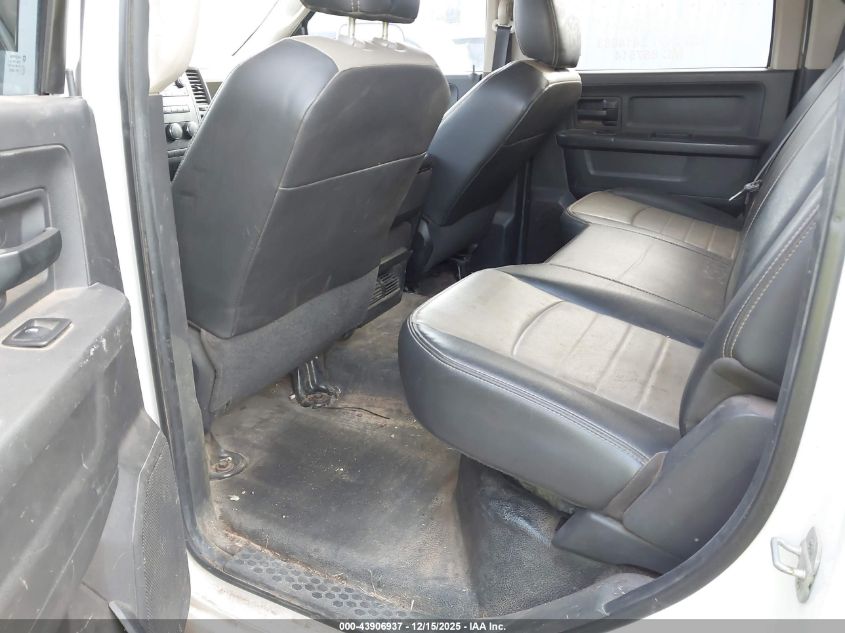 2011 Ram Ram 3500 Hd Chassis St/Slt/Laramie VIN: 3D6WZ4CL1BG533710 Lot: 43906937