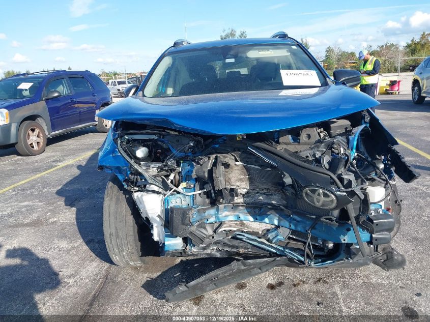 2018 Toyota Rav4 Le VIN: JTMZFREV9JJ15599 Lot: 43907053