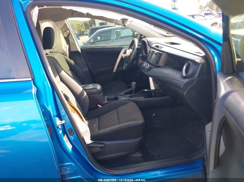 2018 Toyota Rav4 Le VIN: JTMZFREV9JJ15599 Lot: 43907053