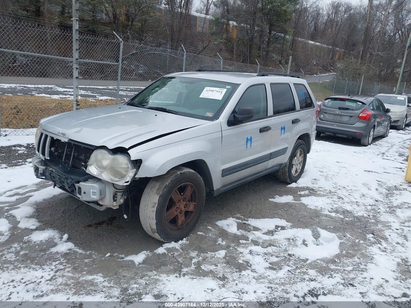 2005 Jeep Grand Cherokee Laredo