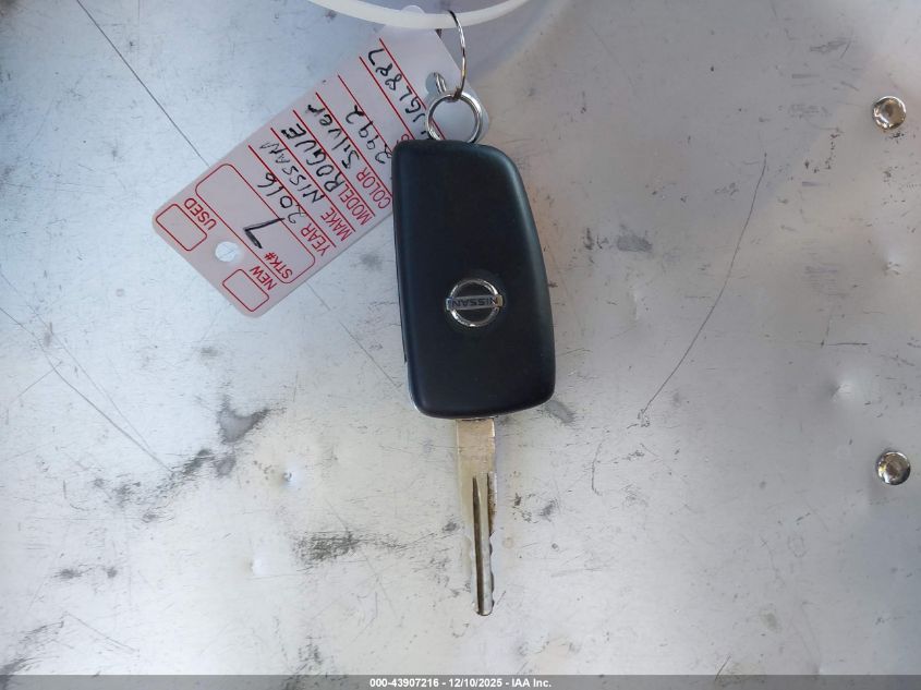 2016 Nissan Rogue S/Sl/Sv VIN: 5N1AT2MT5GC742992 Lot: 43907216