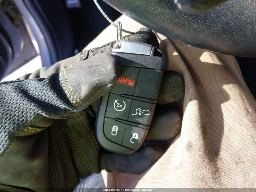 2015 Jeep Grand Cherokee Altitude VIN: 1C4RJFAG1FC124689 Lot: 43907237