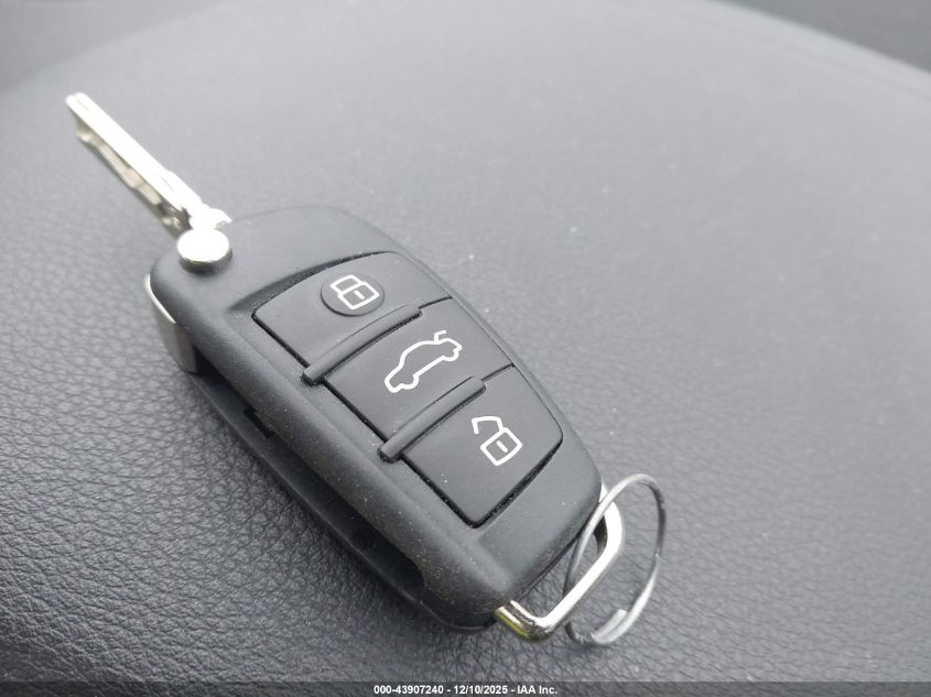 2012 Audi Q7 3.0T Premium VIN: WA1LGAFE3CD001359 Lot: 43907240