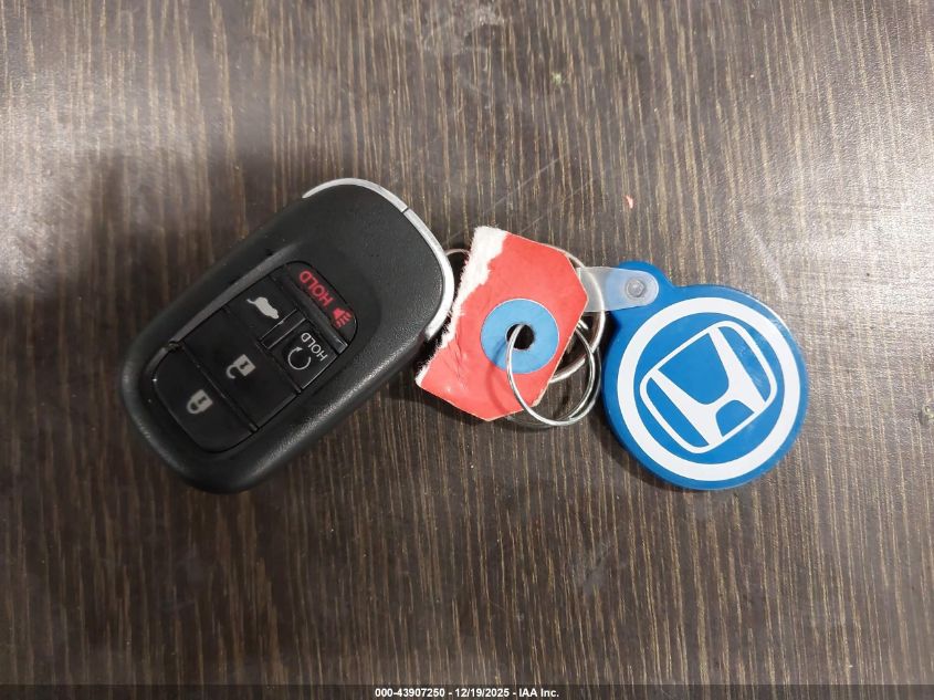 2026 Honda Hr-V Awd Ex-L VIN: 3CZRZ2H72TM724682 Lot: 43907250