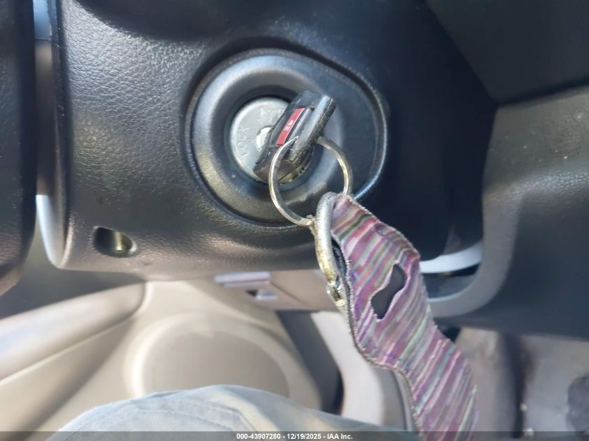 2015 Nissan Rogue Select S VIN: JN8AS5MV0FW261723 Lot: 43907280