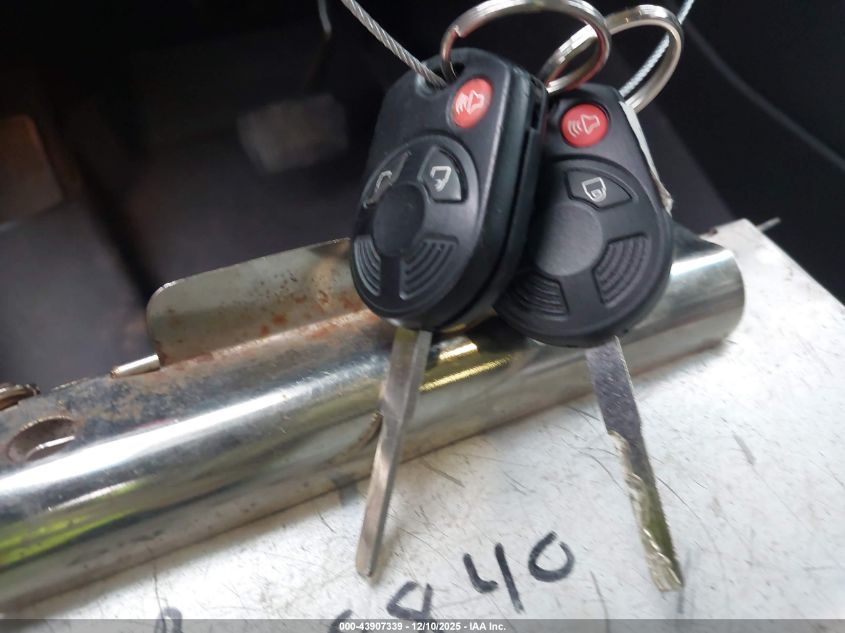 2015 Ford Escape VIN: 1FMCUOG97FUA87012 Lot: 43907339