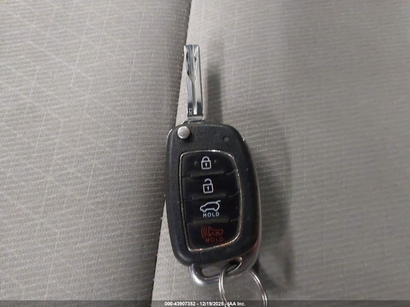 2016 Hyundai Tucson Se VIN: KM8J33A43GU174223 Lot: 43907352