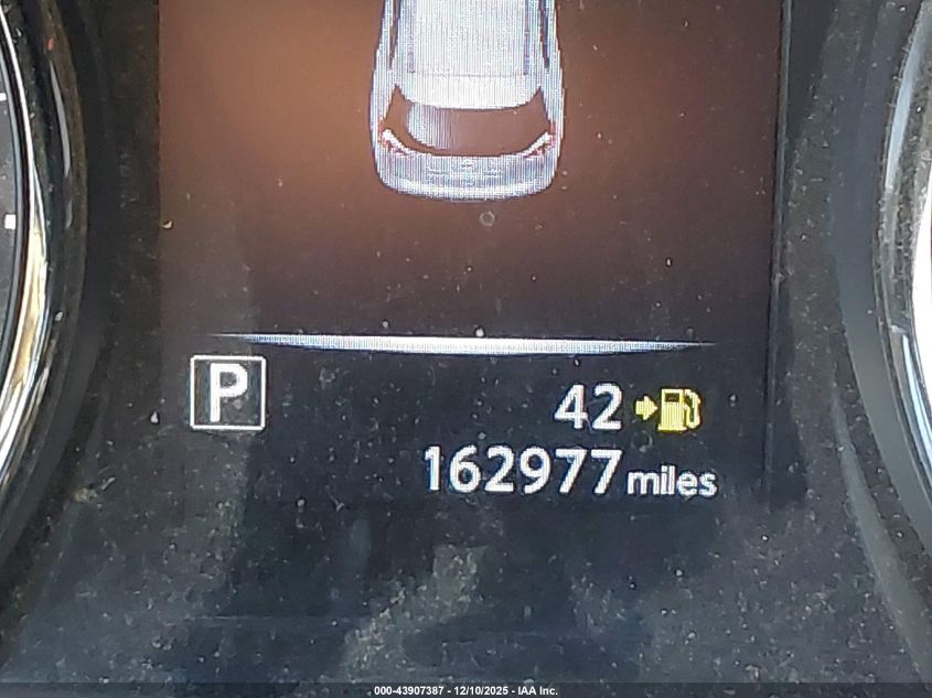 2017 Nissan Rogue S VIN: JN8AT2MT2HW130242 Lot: 43907387