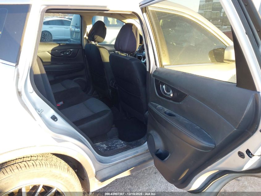 2017 Nissan Rogue S VIN: JN8AT2MT2HW130242 Lot: 43907387