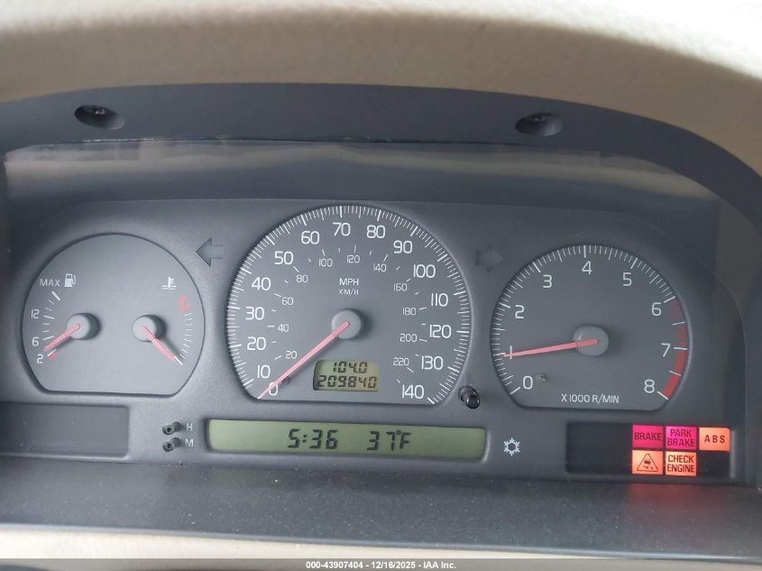 1999 Volvo S70 VIN: YV1LS55A1X2615526 Lot: 43907404