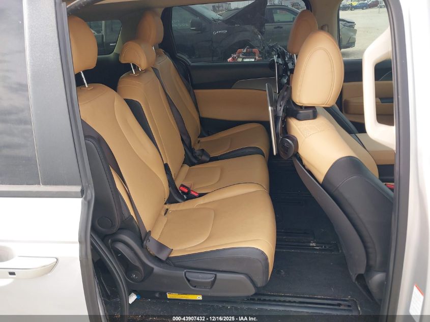 2023 Kia Carnival Mpv Lx Seat Package VIN: KNDNB4H3XP6255400 Lot: 43907432
