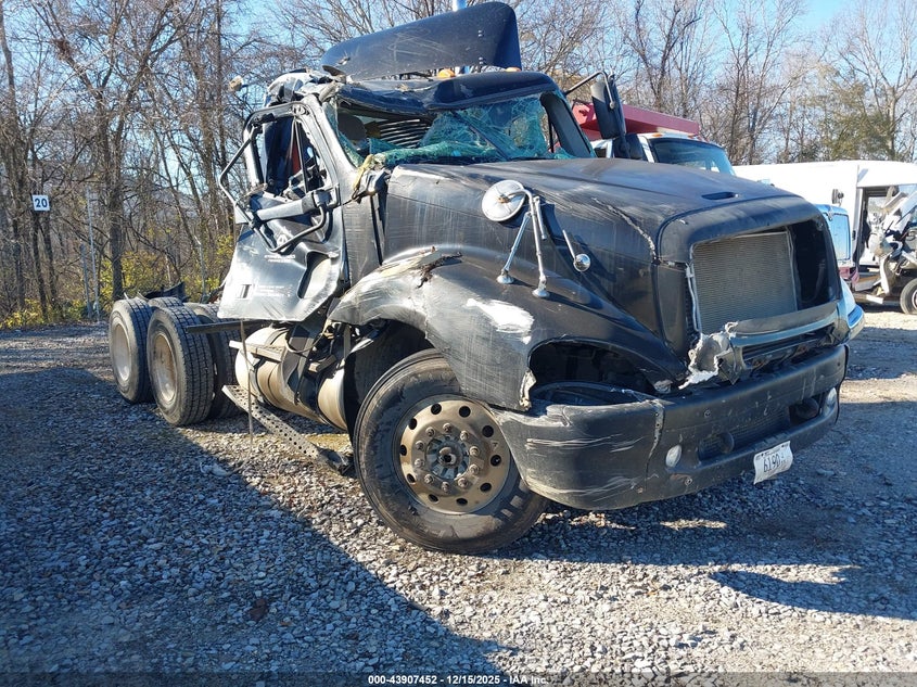 1FUJA6DE06LW93033 FREIGHTLINER CONVENTIONAL Photo 1