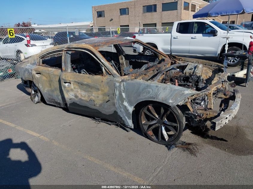 DODGE CHARGER ROAD/TRACK