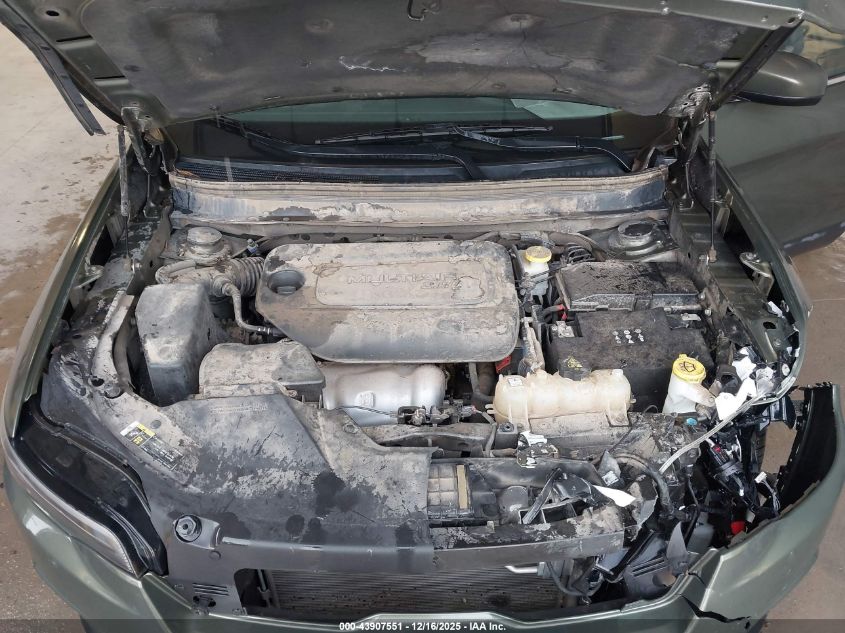 2019 Jeep Cherokee Latitude Fwd VIN: 1C4PJLCB0KD325530 Lot: 43907551