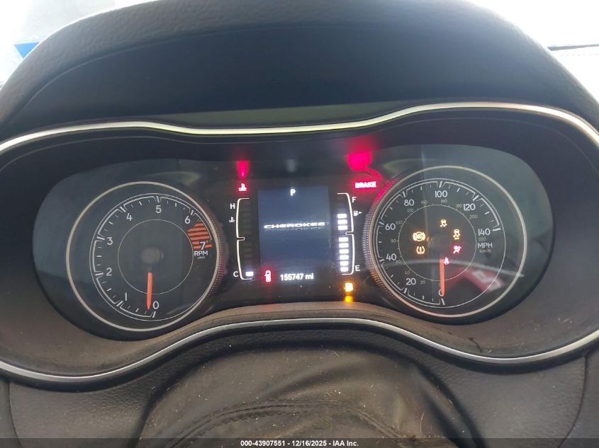 2019 Jeep Cherokee Latitude Fwd VIN: 1C4PJLCB0KD325530 Lot: 43907551