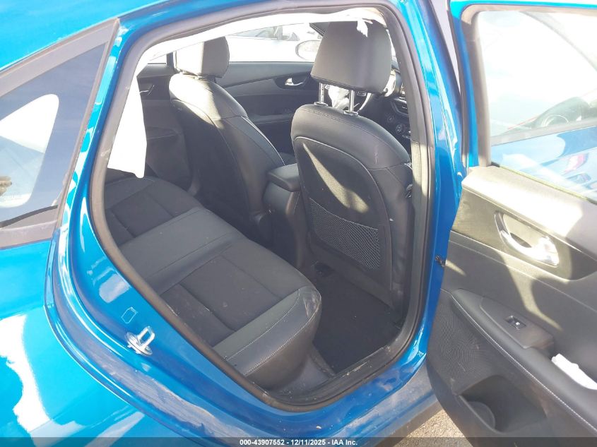 2024 Kia Forte Gt-Line VIN: 3KPF54AD7RE727130 Lot: 43907552