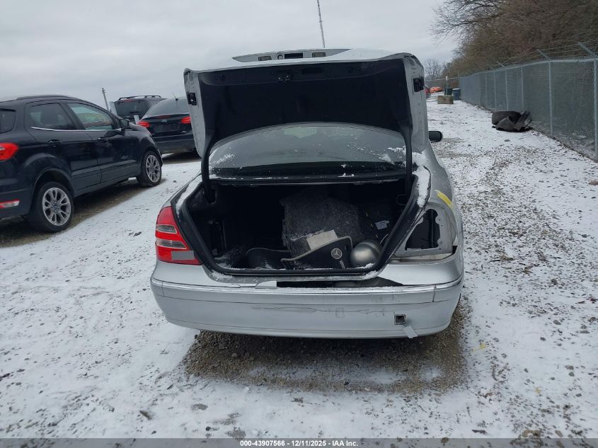 2004 Mercedes-Benz E 500 VIN: WDBUF70J84A387445 Lot: 43907566