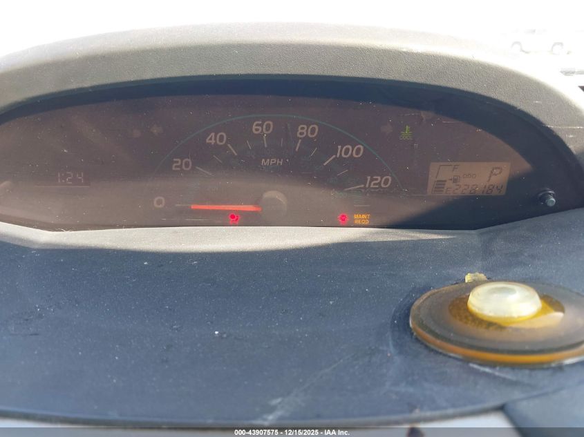 2008 Toyota Yaris VIN: JTDJT923485170237 Lot: 43907575