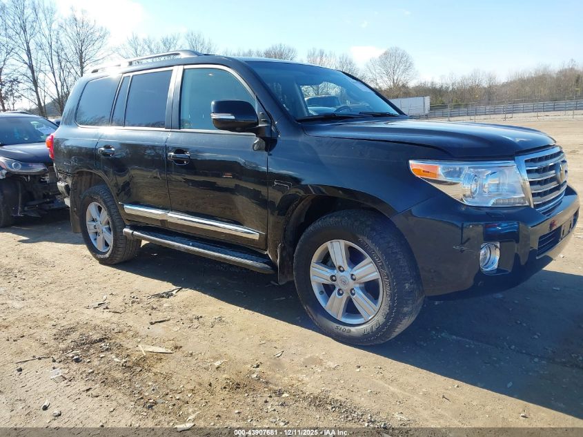 TOYOTA LAND CRUISER V8