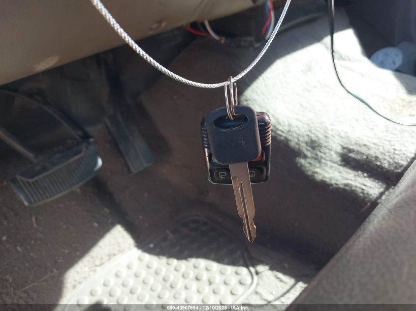 2001 Ford F-250 Lariat/Xl/Xlt VIN: 1FTNW21F51EA16508 Lot: 43907694