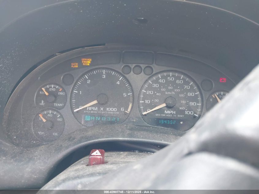 2002 Chevrolet Blazer Ls VIN: 1GNDT13W72K157280 Lot: 43907745