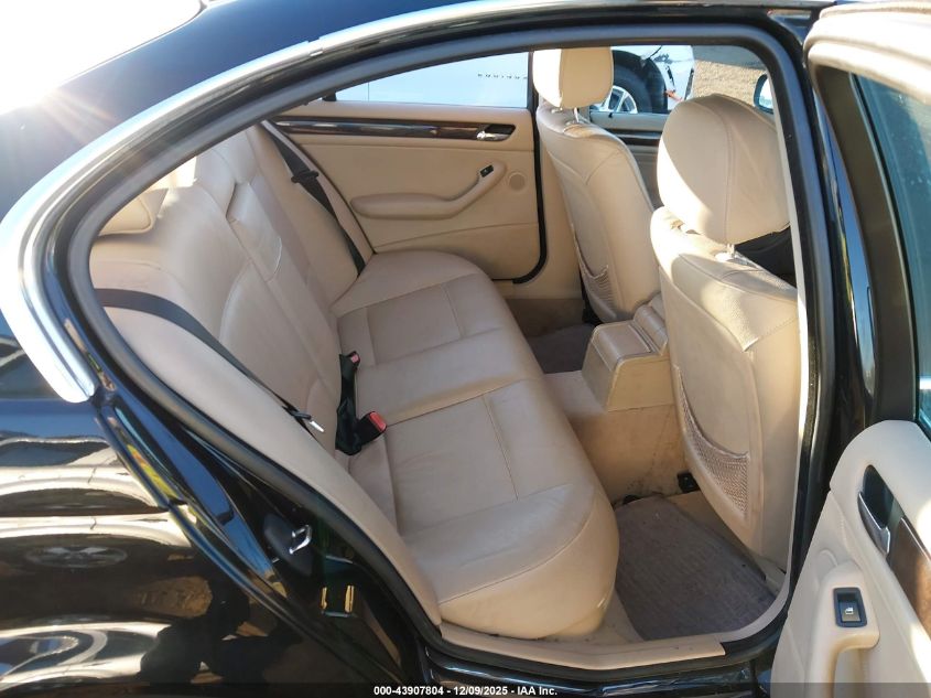 2001 BMW 330I VIN: WBAAV53421FJ72933 Lot: 43907804